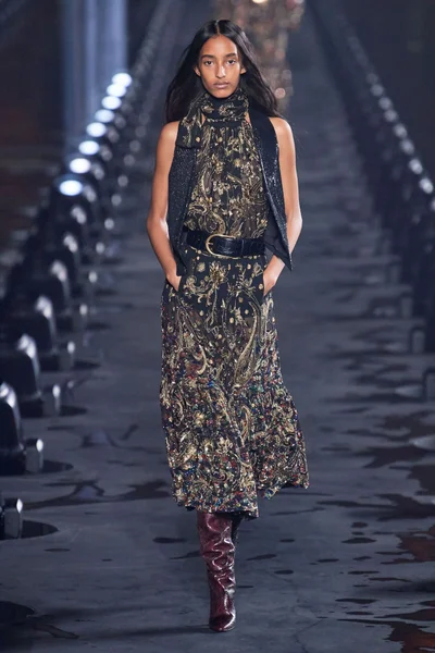 Look 40